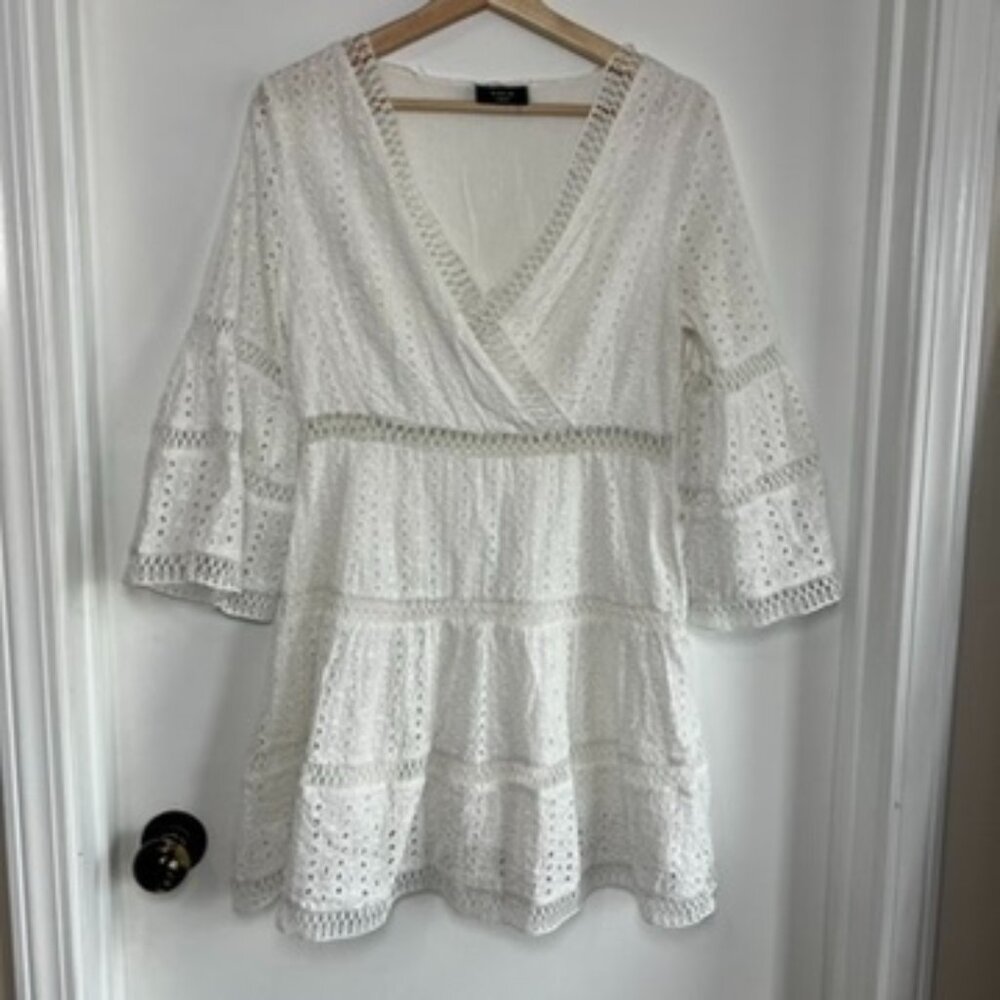 Vici White Eyelet V Neck Bell Sleeve Mini Dress, Size‎ Large